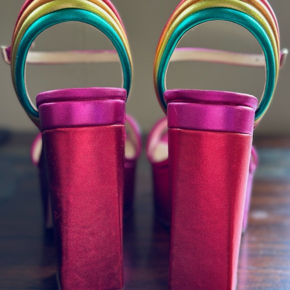 Jessica Simpson metallic heels - Picture 5 of 5